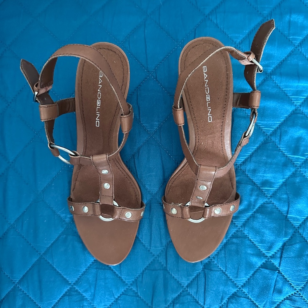 Bandolino Studded Brown Sandals with Slingback Strap